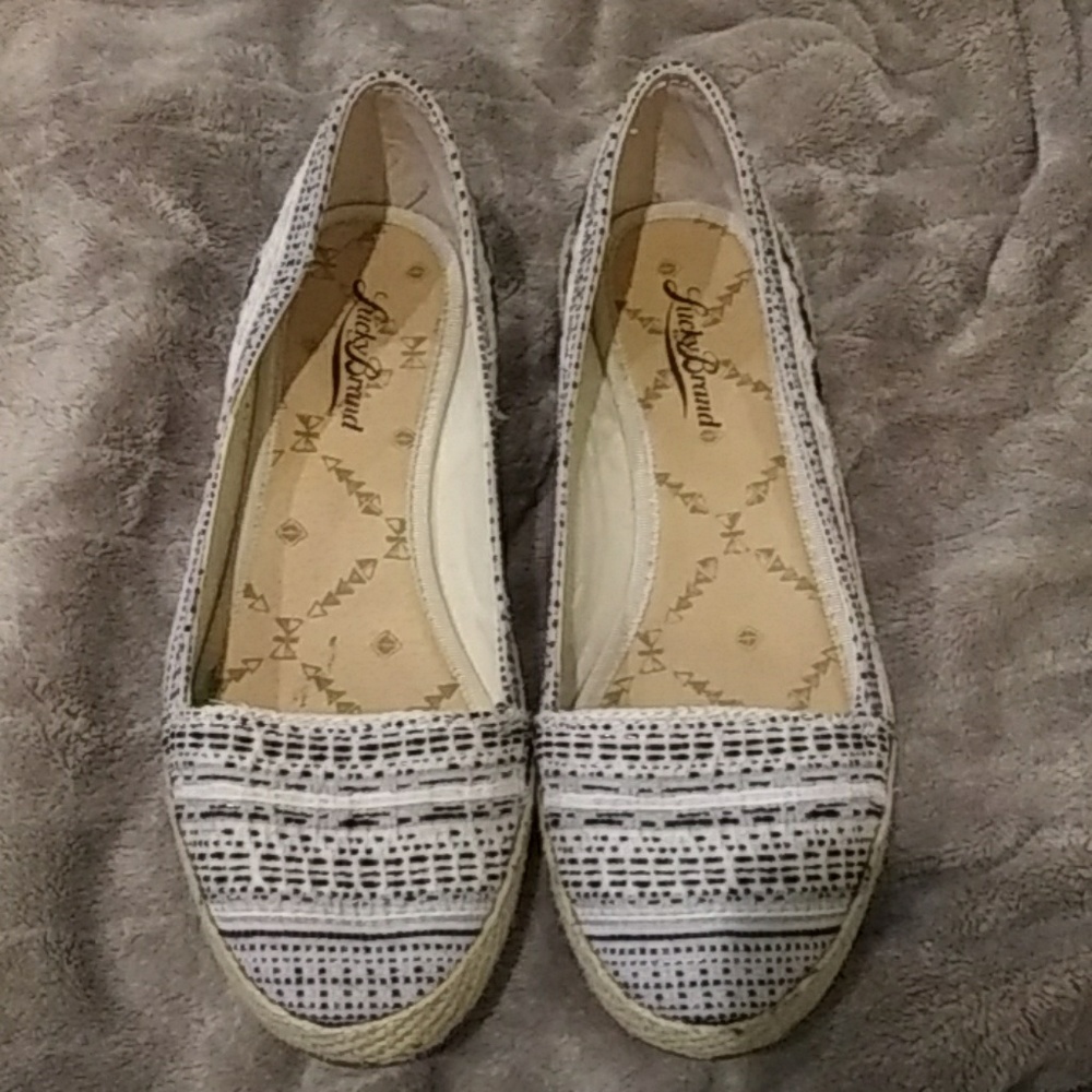 Lucky brand wedges size 7M